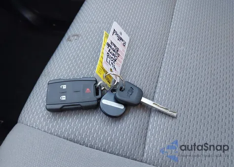 2018 Chevrolet Silverado 1500 Wt z USA, uszkodzony, nr VIN 1GCVKNEC7JZ270646